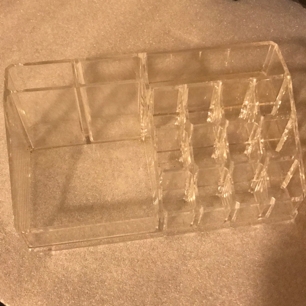 Acrylic cosmetic organizer